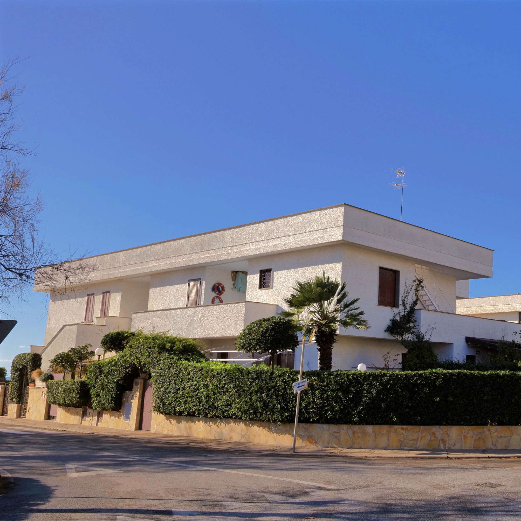 3-CASA-Orizzontale-foto-quadrata