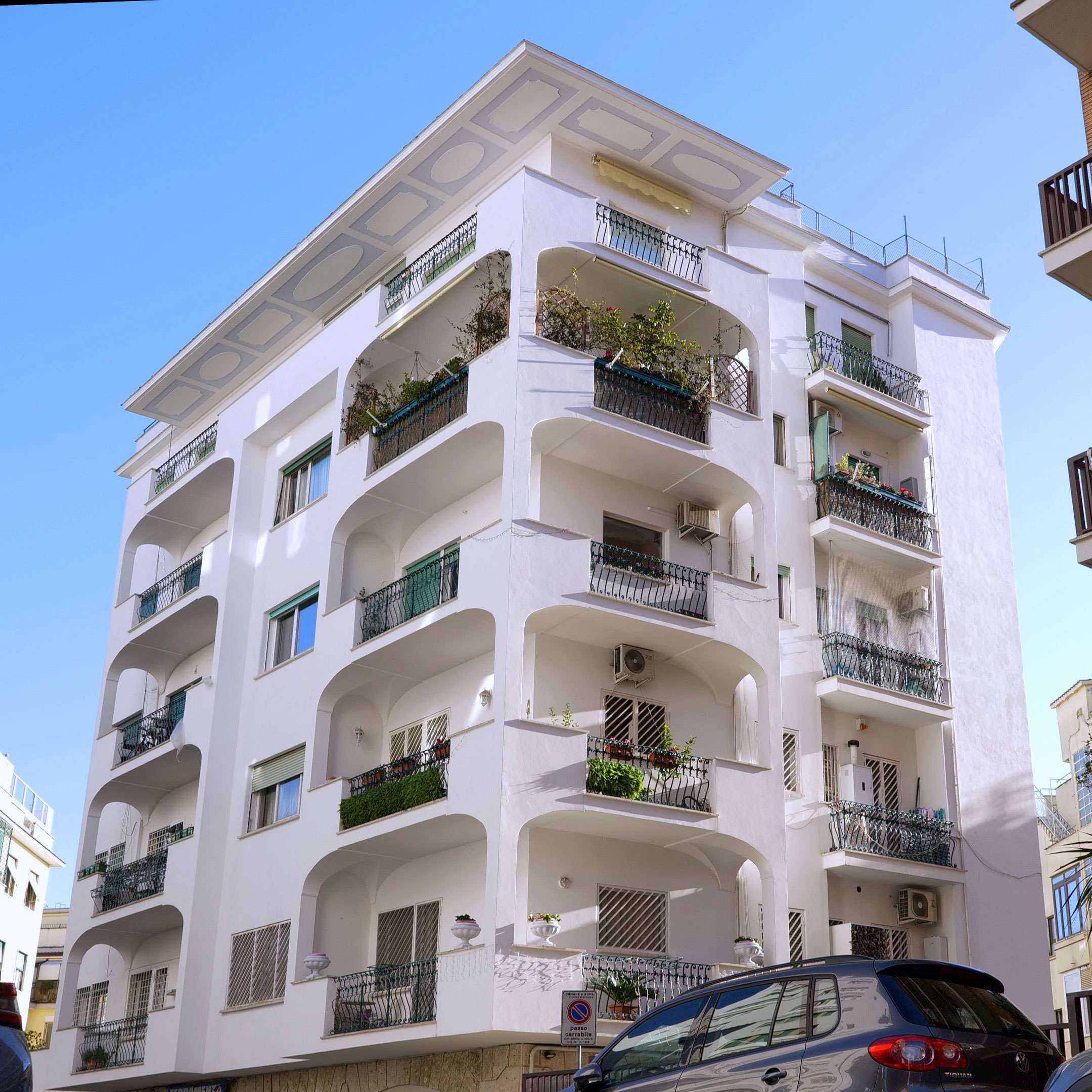 2-CASA-Orizzontale-quadrata (1)